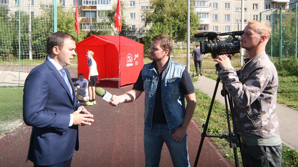 Юрий Афонин и Ирина Филатова открыли в Перми детский футбольный турнир