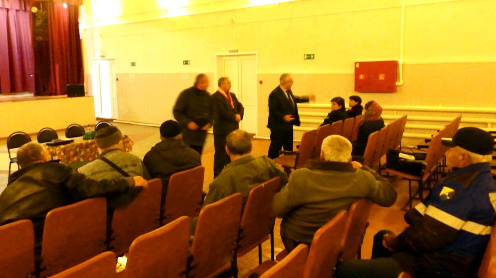 Оренбургская область. Депутат фракции КПРФ областного парламента В.Г. Новиков посетил Сорочинск