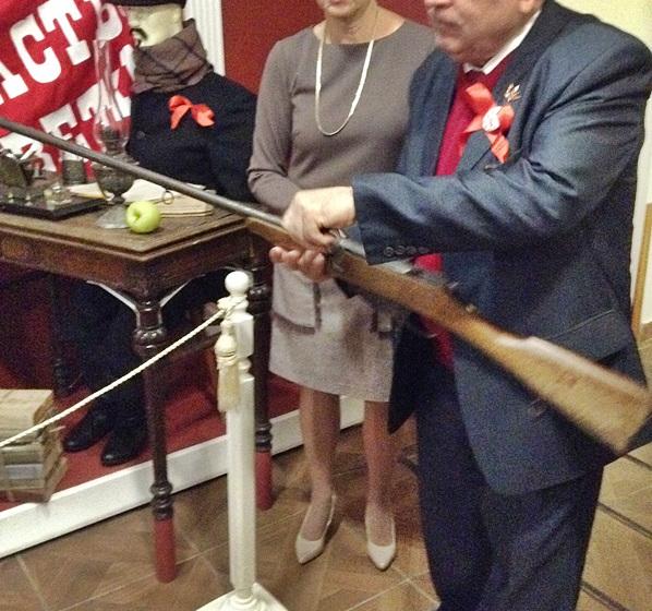 В Доме-музее В.И. Ленина в Казани открылась выставка к столетию Великого Октября
