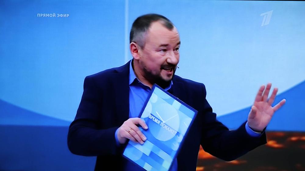 Юрий Афонин на Первом канале: Украина снова переживает лихие 90-е в самом худшем виде, а единственной «индульгенцией» для киевской власти остается война