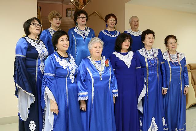 Коммунисты Калмыкии отметили 25-летие КПРФ
