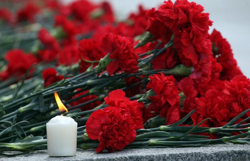 Г.А. Зюганов выразил соболезнования родным и близким погибших в авиакатастрофе 11 февраля