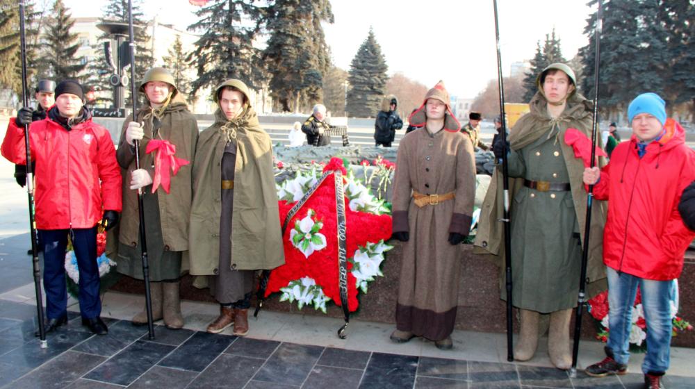 Митинг в Челябинске в честь 100-летия Красной Армии