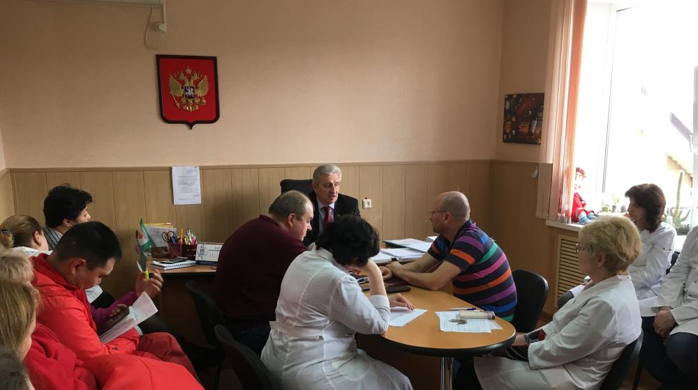 Краснодарский край. Встречи депутата-коммуниста Н. Осадчего в Темрюке