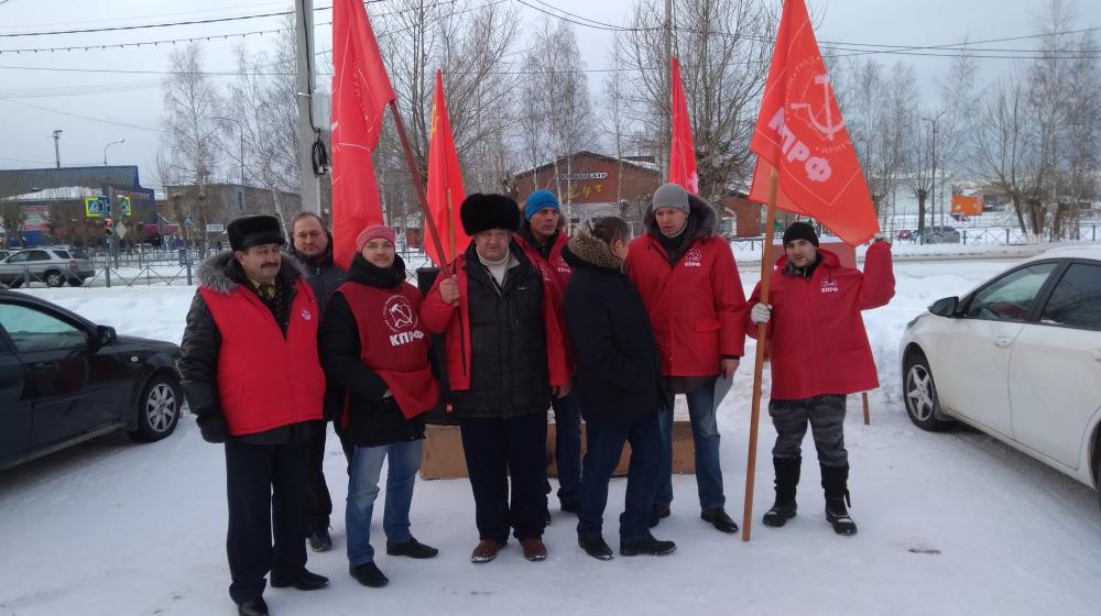 Ханты-Мансийский АО. В Советском прошёл митинг в поддержку Павла Грудинина