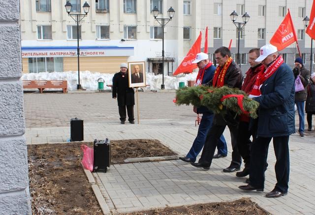Магадан. День рождения Великого Вождя