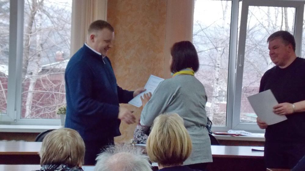 Приморский край. В городе Артеме наградили членов команды КПРФ за значительный вклад в проведение избирательной кампании