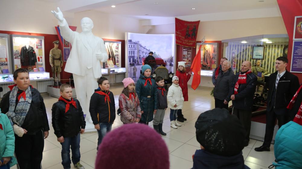 В Омске прошли торжественные мероприятия в День рождения В.И. Ленина
