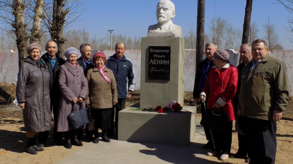 Забайкальский край. В Чернышевске по инициативе коммунистов открыли памятник В.И. Ленину