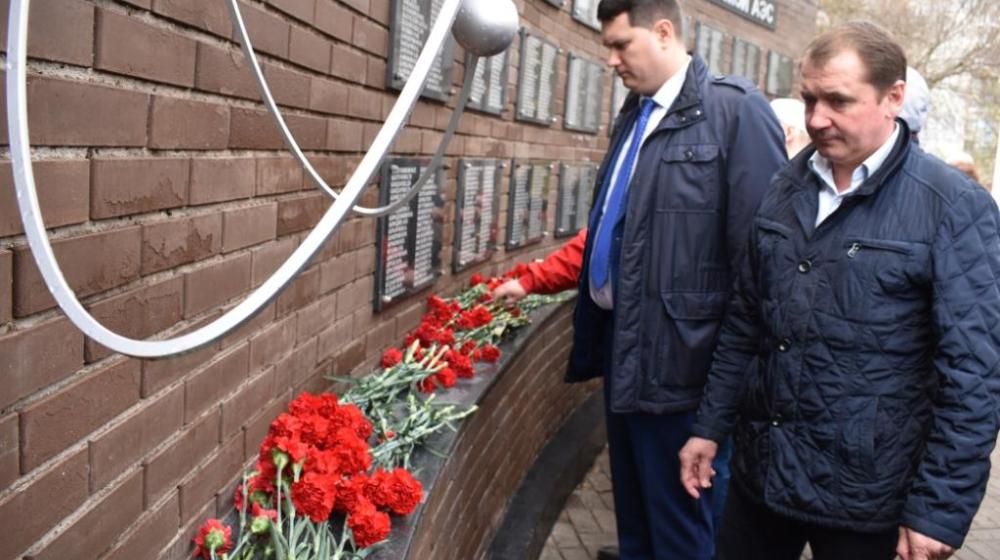 Тульские коммунисты приняли участие в митинге в память о подвиге ликвидаторов
