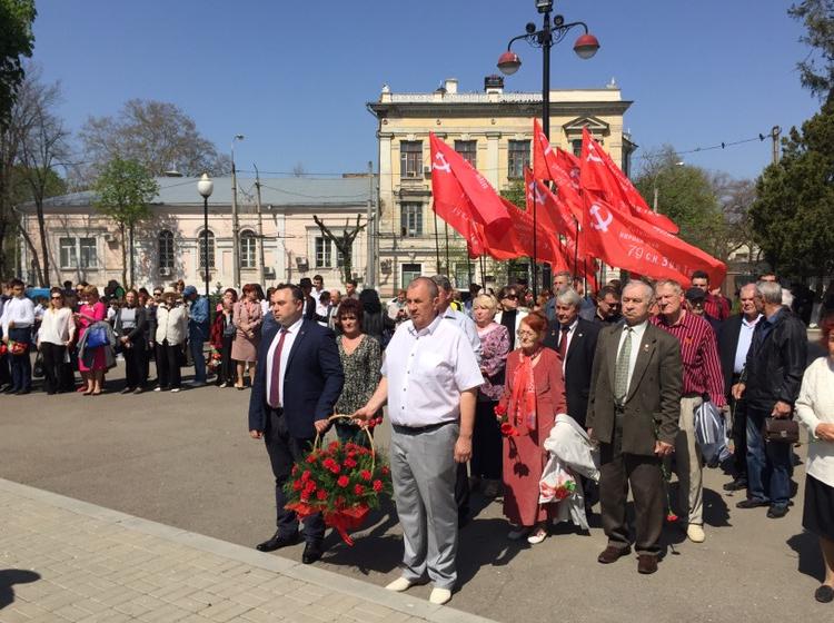 Республика Крым, Симферополь: Героям-освободителям посвящается