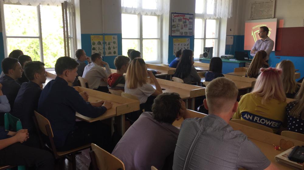 Белгородская область. Продолжается цикл уроков: «Юные герои Отечества»