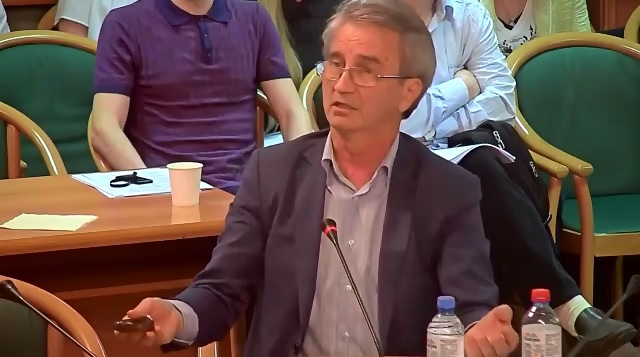 "Занимаются не нами". Работников частной компании отказались защищать даже Минтруд и СК