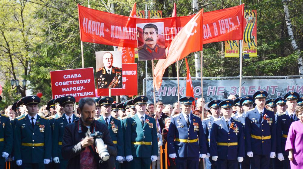 Коммунисты Биробиджана приняли участие в общегородском митинге по случаю Дня Победы