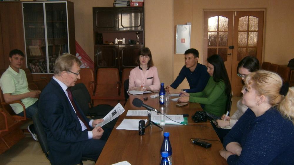 Все чаще забайкальцы обращаются к депутату Госдумы Владимиру Позднякову насчет переселения из ветхого жилья