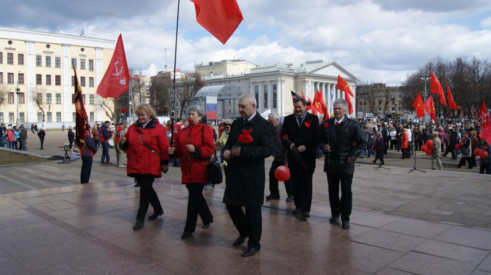 «Власть – народу!». Жители Кировской области отметили День международной солидарности трудящихся