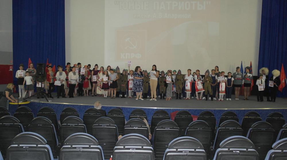 Волгоградская область. Юбилейный пятый фестиваль «Юные патриоты» имени А.В. Апариной состоялся в городе Волжском