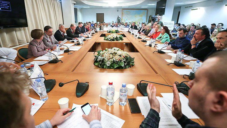В Государственной Думе поддержали идею о продлении программы помощи ипотечным заемщикам 