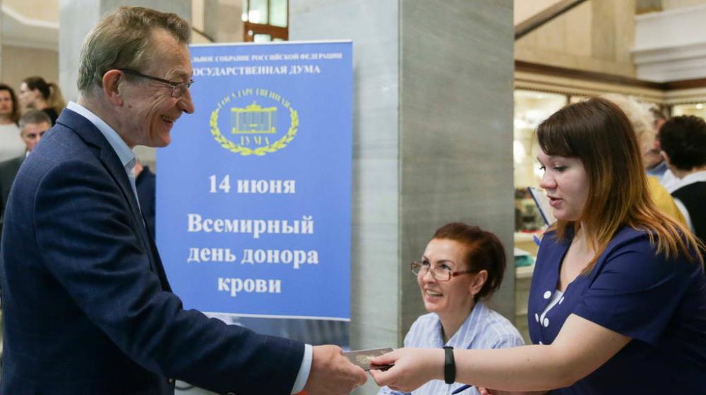 В.Г. Поздняков отмечает День рождения! Один год из жизни депутата-коммуниста