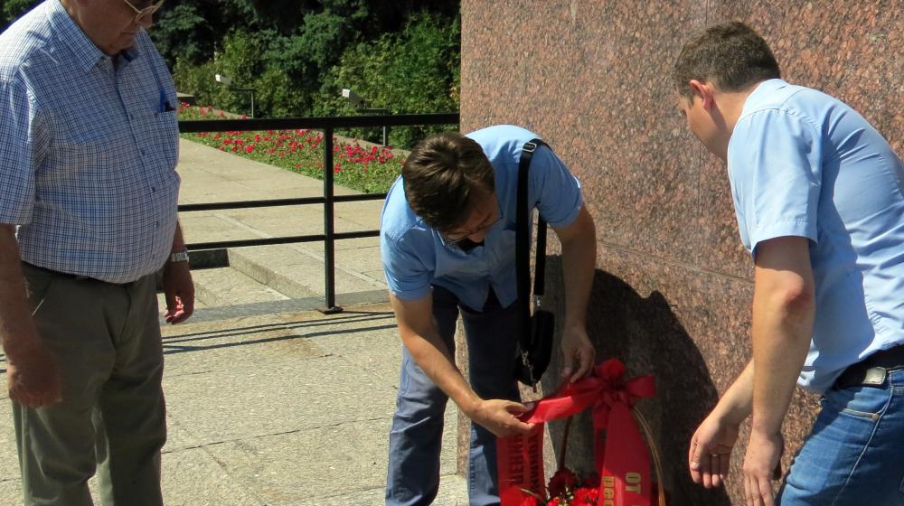 Коммунисты и их сторонники отметили 98-ю годовщину образования Чувашской автономии