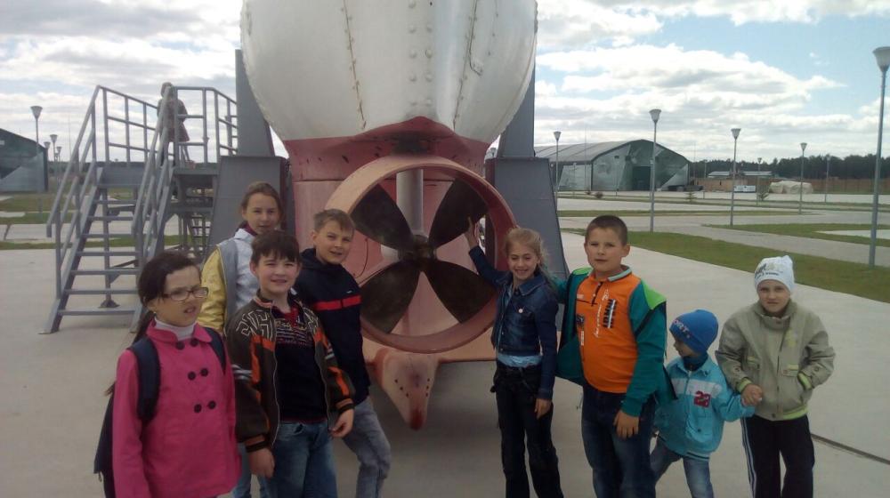 Подмосковные пионеры посетили парк «Патриот»