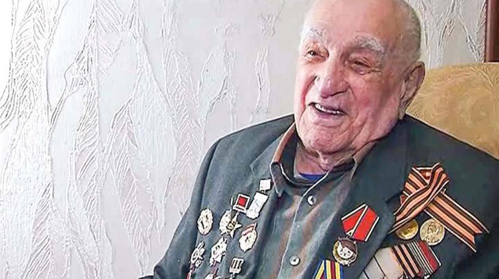 Воронеж. Ветеран войны, коммунист М.М. Джабраилов отметил столетний юбилей