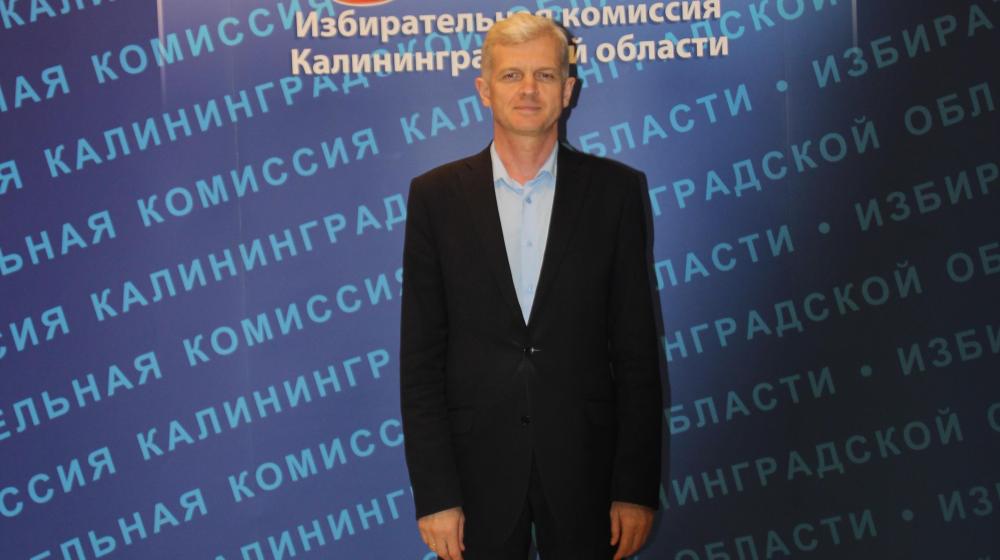Первый секретарь Калининградского обкома КПРФ Игорь Ревин подал документы на регистрацию кандидатом в депутаты Государственной Думы