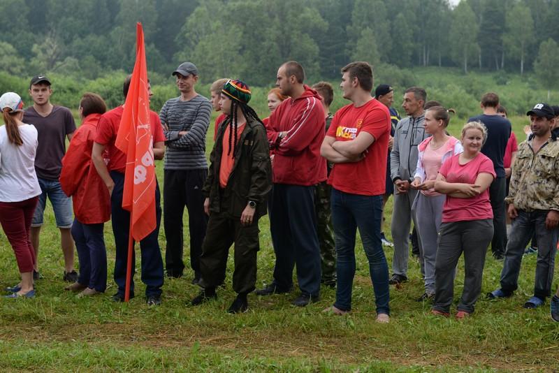 В Репьево открылась 7-я Спартакиада Новосибирского областного комитета КПРФ
