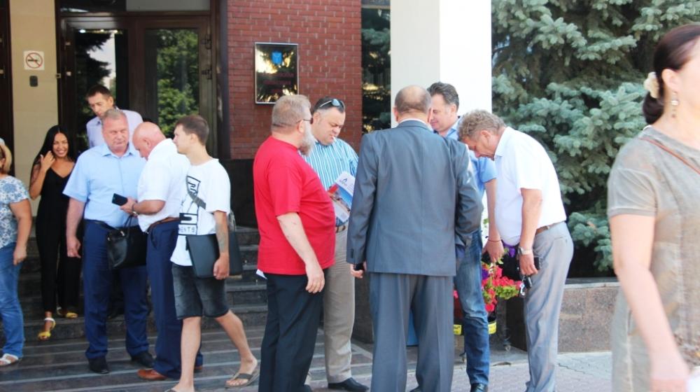 Саратовские депутаты-коммунисты протестуют против повышения стоимости проезда