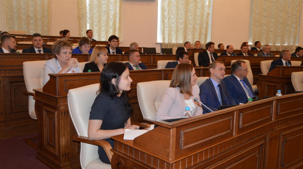 Депутаты-коммунисты резко прокомментировали повышение пенсионного возраста на сессии Алтайского краевого Законодательного Собрания