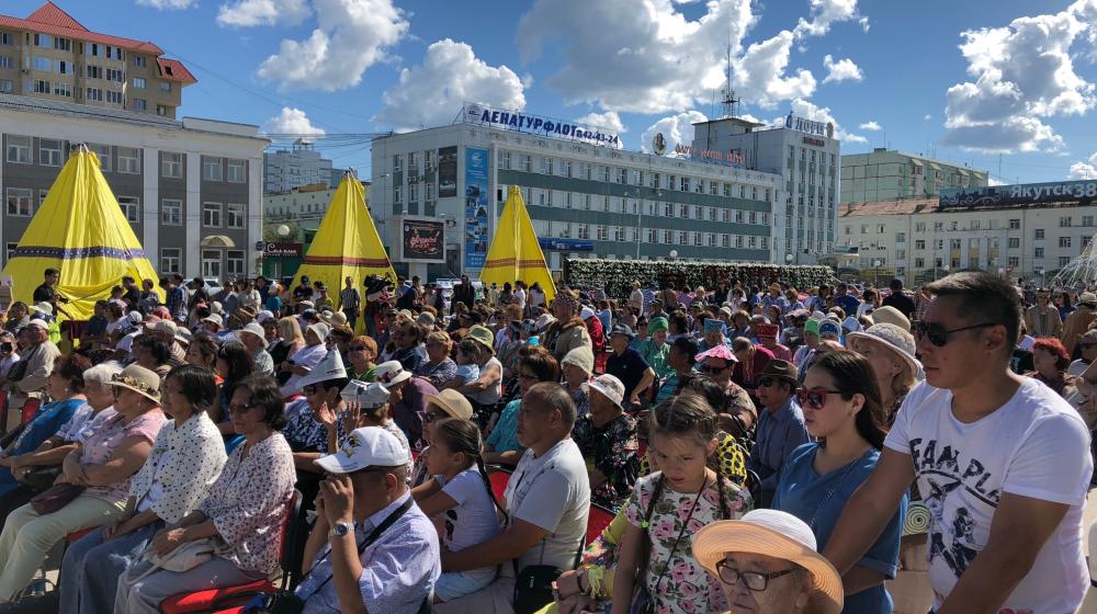 Первый секретарь Якутского рескома КПРФ В.Н. Губарев выступил на празднике посвящённом международному дню коренных народов мира