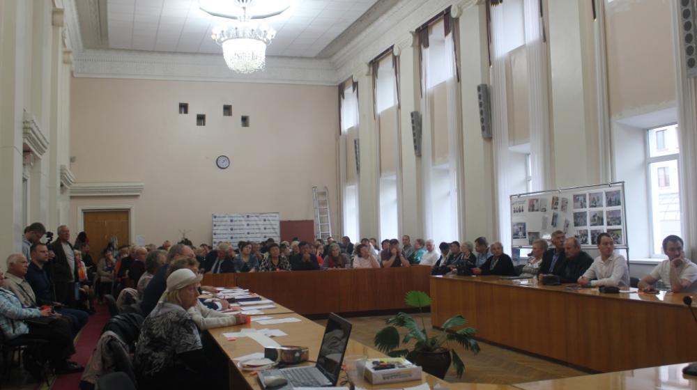 В Тюменской области избирком первой зарегистрировал подгруппу-спойлера по проведению референдума