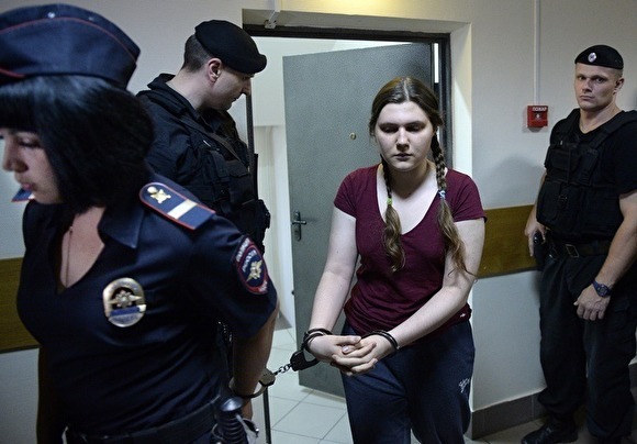 За Анну Павликову и Марию Дубовик поручатся Валерий Рашкин и Сергей Шаргунов