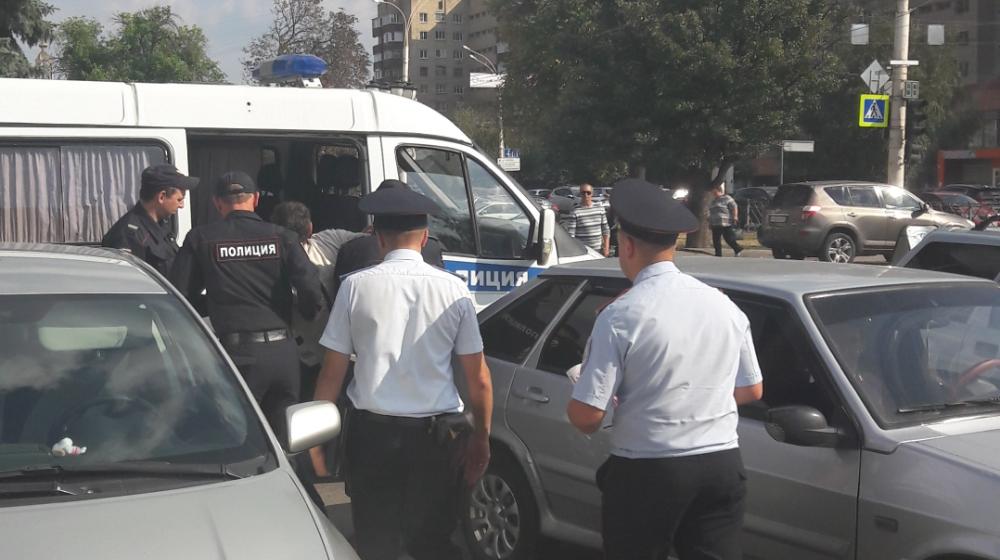 Тамбов. Начались задержания коммунистов, но встреча-митинг состоится