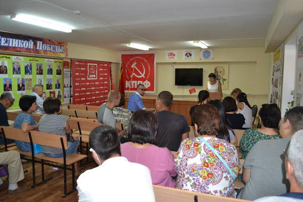 Коммунисты Калмыкии проводят обучение наблюдателей и членов УИК 