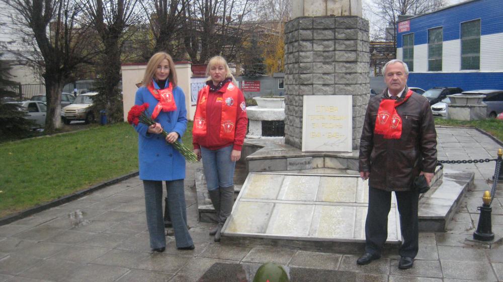Коммунисты прочли письмо от ярославских комсомольцев 60-х годов