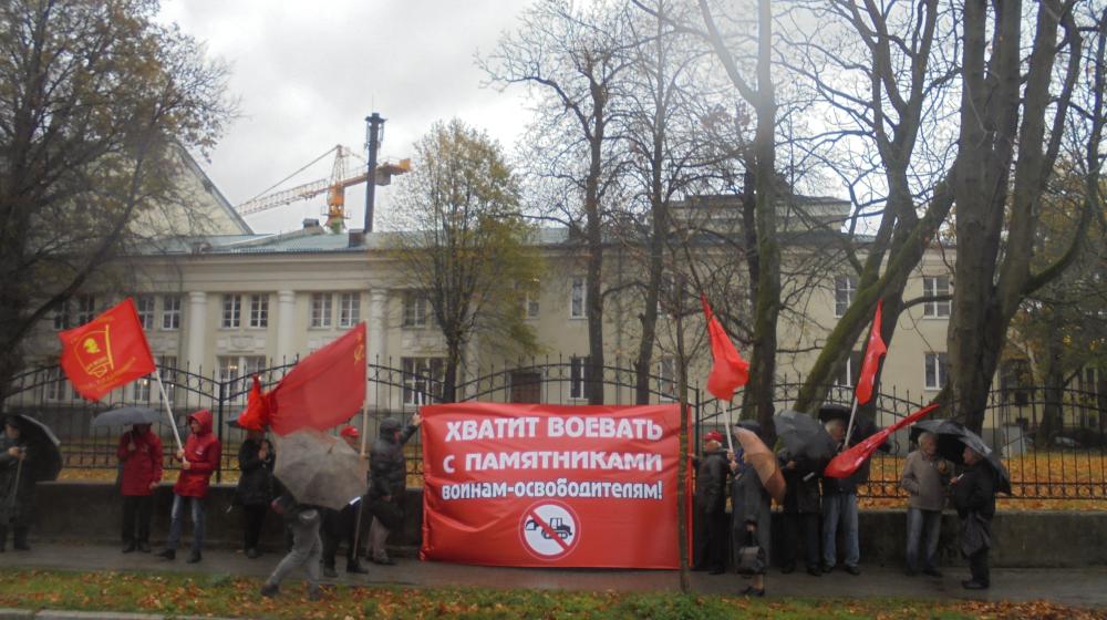 Калининградцы выступили против варварского беспредела в Польше