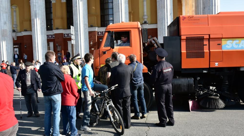 Республика Карелия. В Петрозаводске начался суд над КПРФ