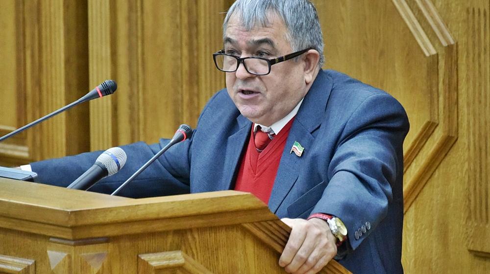 Лидер коммунистов Татарстана Х.Г. Миргалимов  выступил на сессии Госсовета республики с заявлением