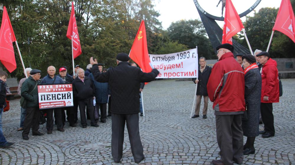В Калининграде почтили память защитников Советской власти