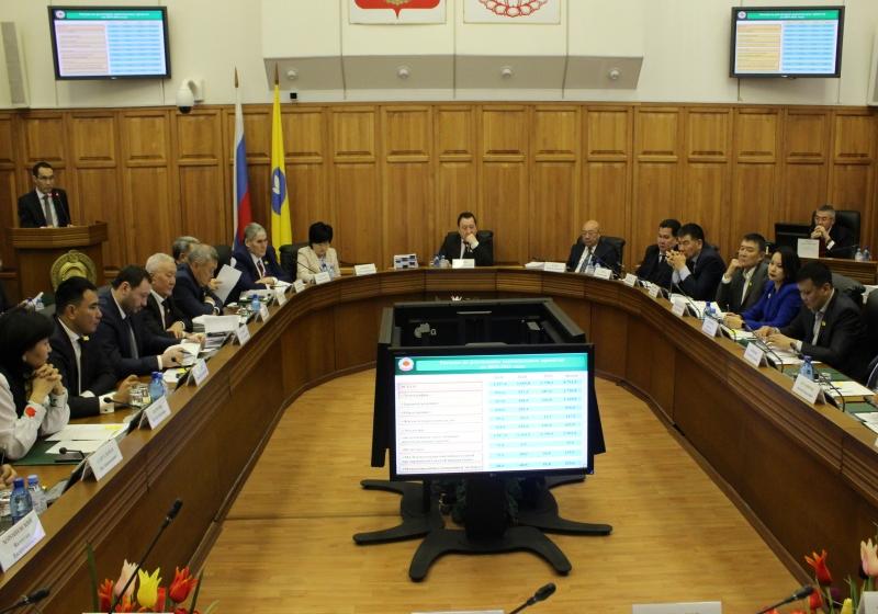 Фракция Калмыцкого республиканского отделения КПРФ не поддержала бюджет региона