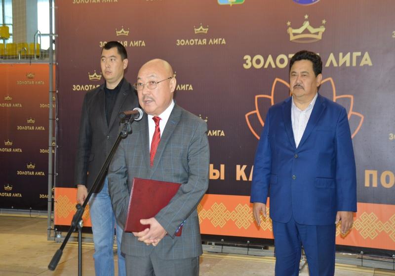 Первый секретарь Комитета Калмыцкого республиканского отделения КПРФ Николай Нуров поздравил рукоборцев