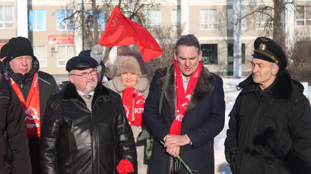 День памяти вождя трудового народа в Пскове