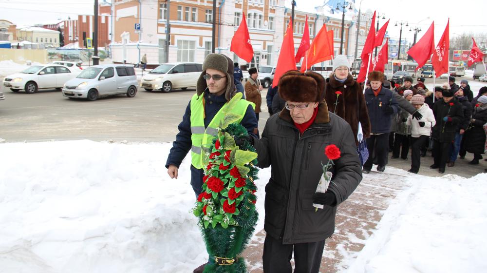 «Созидатель, гуманист и патриот»: Коммунисты Томской области почтили память В.И. Ленина