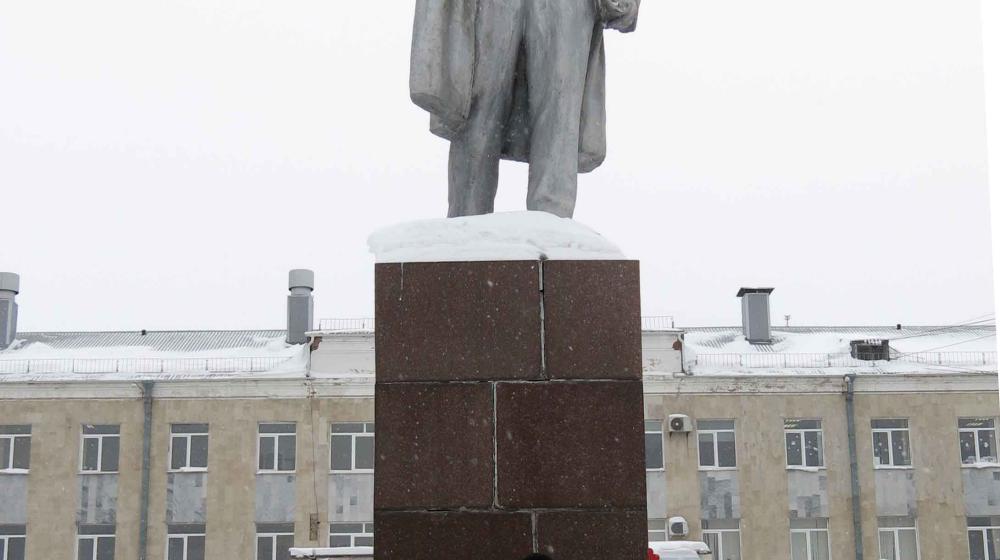 Коммунисты Чувашии почтили память В.И. Ленина