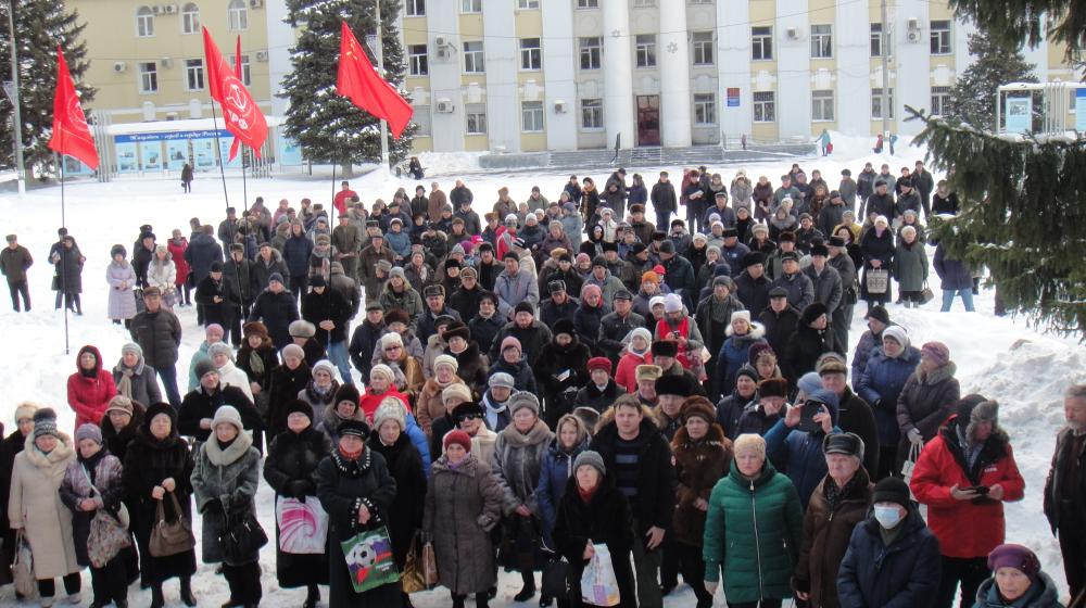 Самарская область. Митинг против роста цен и мусорной реформы прошел в Жигулевске