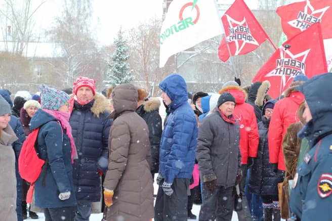 Екатеринбург. Провокаторы мешают организовать митинг КПРФ против «мусорной реформы»