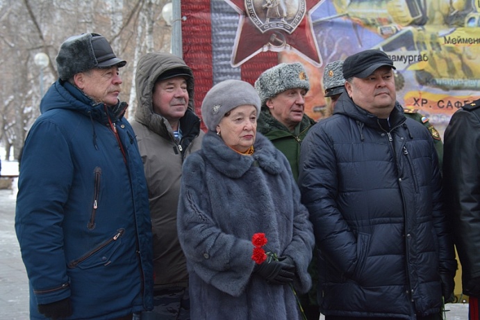 Тюменская область. Депутаты-коммунисты приняли участие в праздничных мероприятиях, посвященных 30-летию вывода советских войск из Афганистана