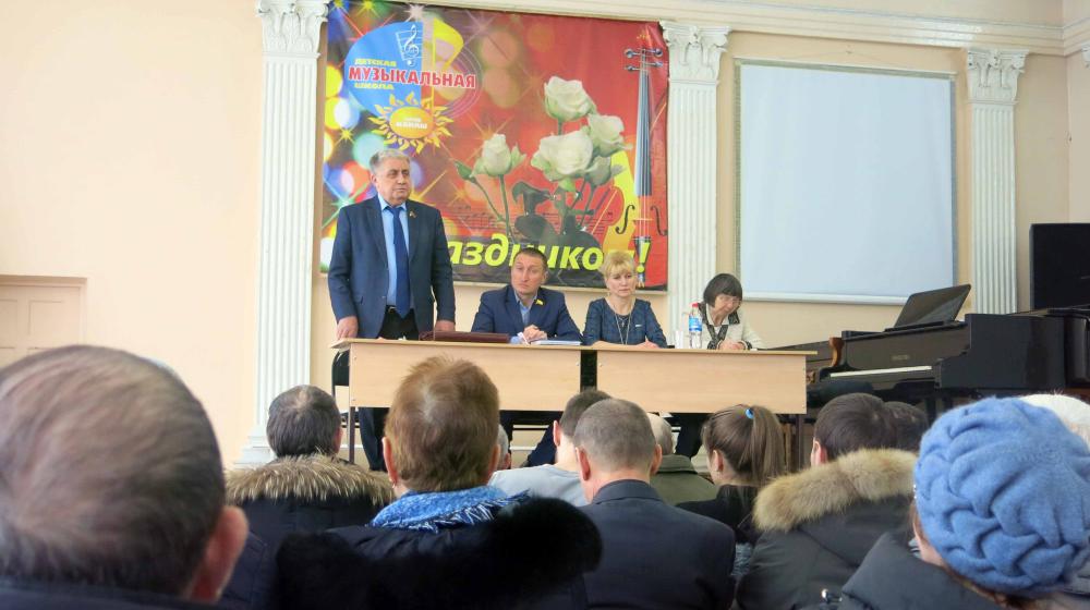 Состоялась встреча депутата Госдумы Валентина Шурчанова с избирателями города Канаш