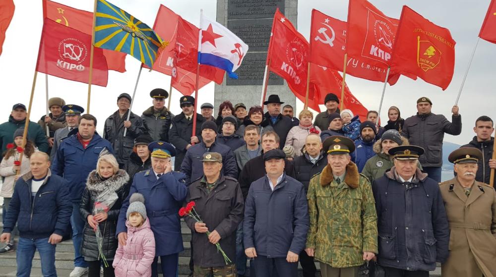 Краснодарский край. Активисты КПРФ и Союза Советских офицеров отметили День Красной Армии и выступили с протестом против политических репрессий
